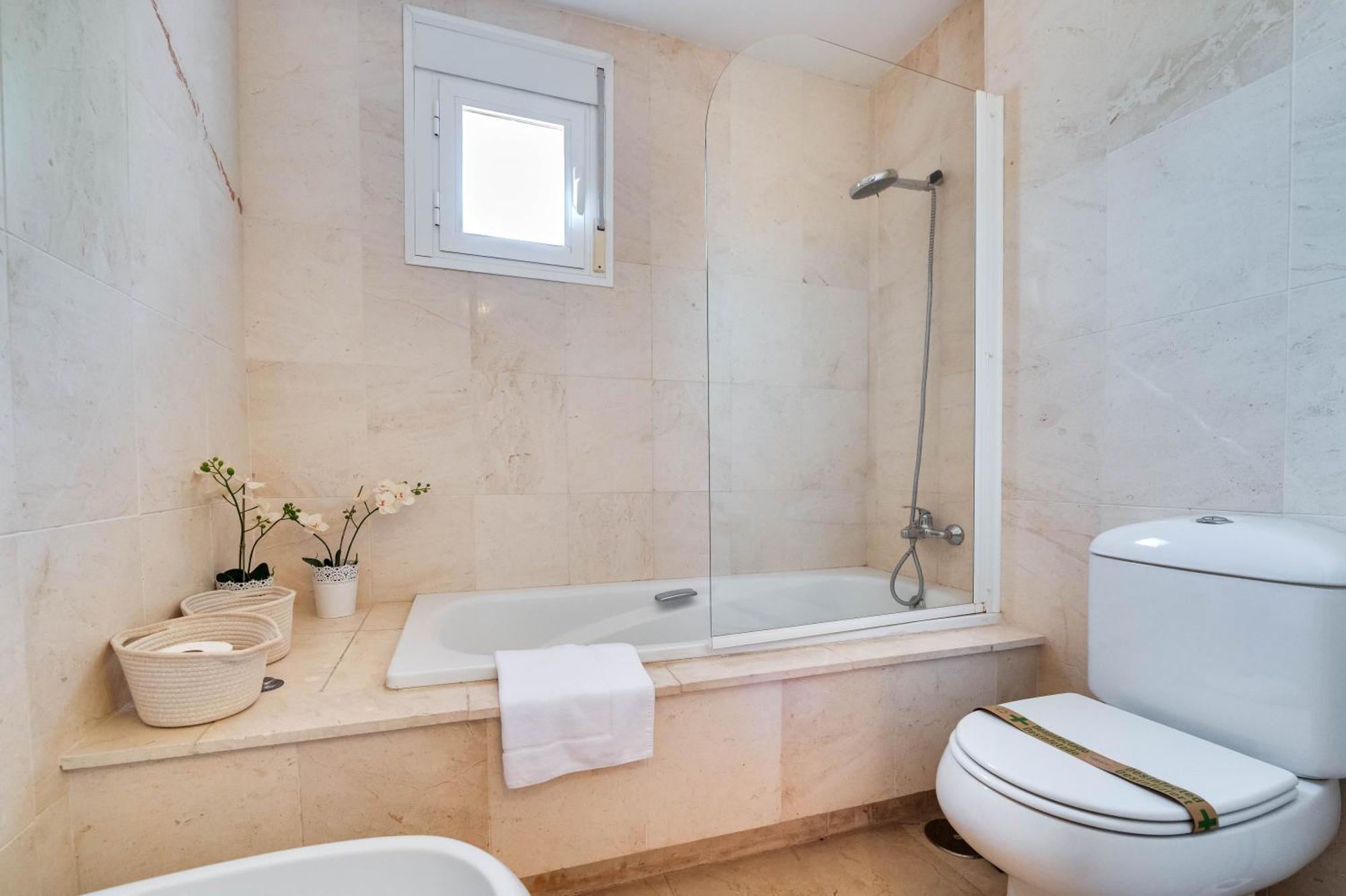 Fantastico Atico Duplex En Primera Linea De Golf Marbella