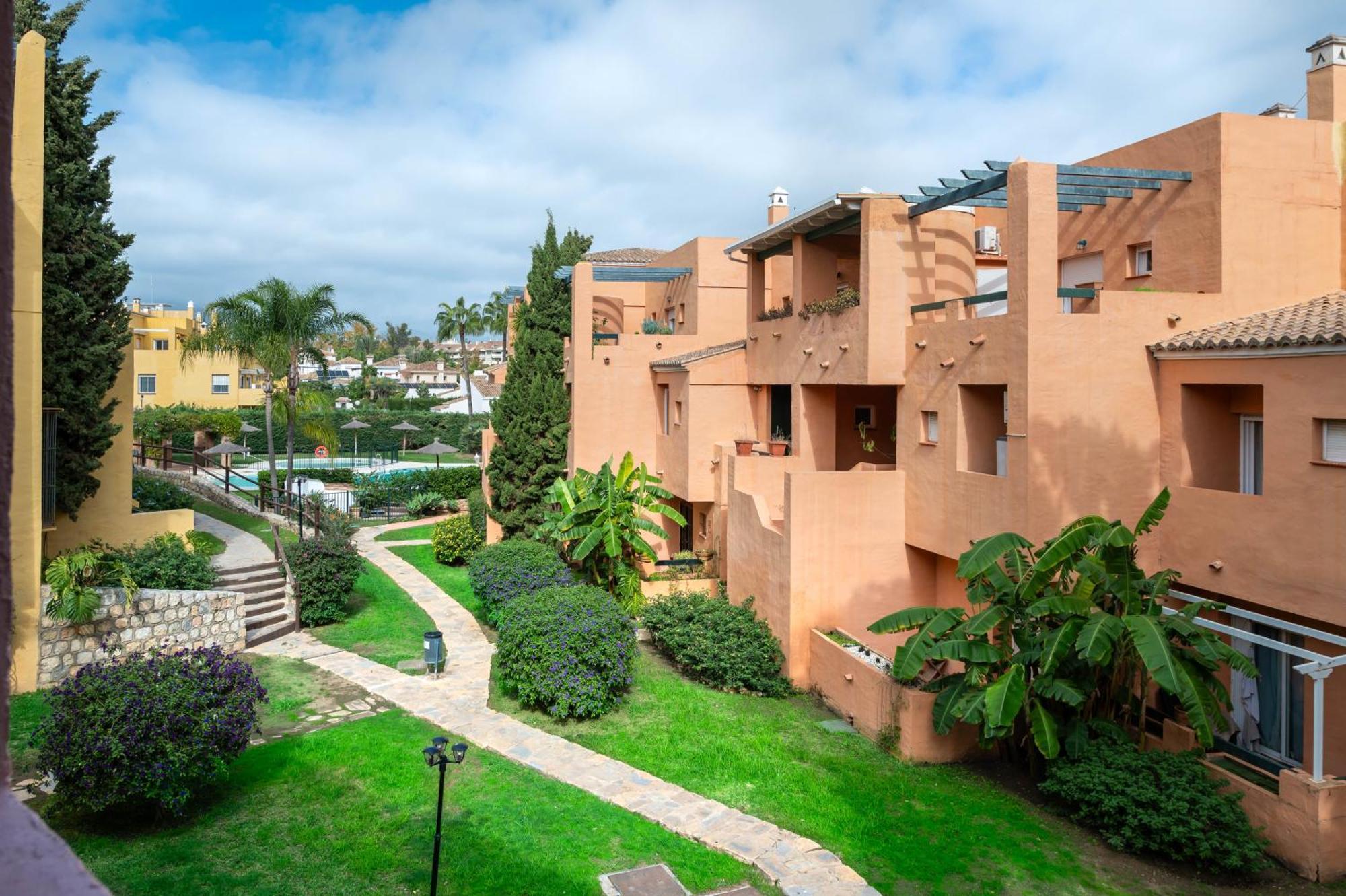 Fantastico Atico Duplex En Primera Linea De Golf Apartment