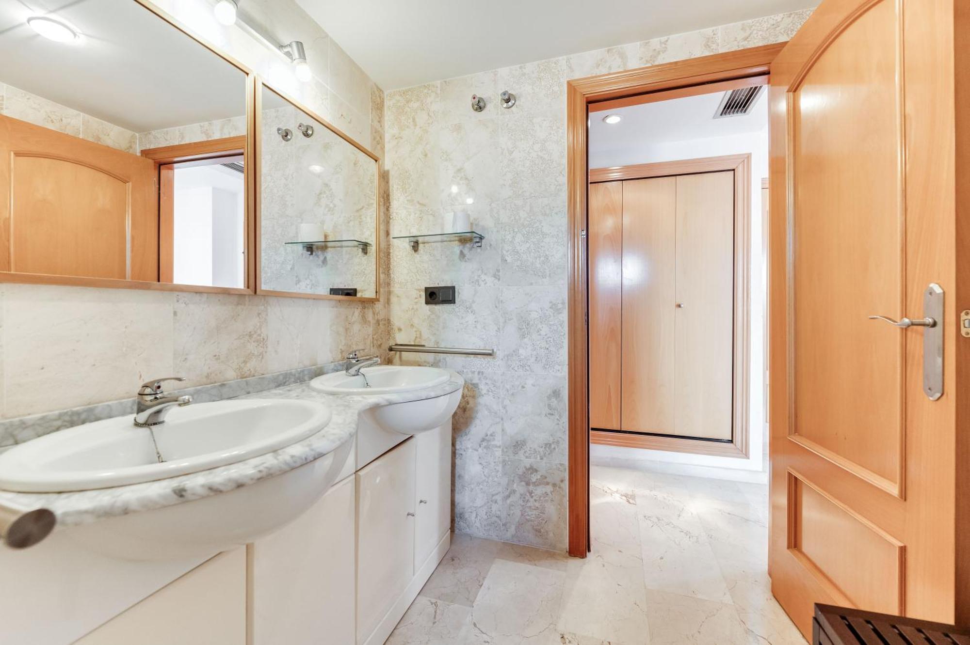 Apartment Fantastico Atico Duplex En Primera Linea De Golf Marbella