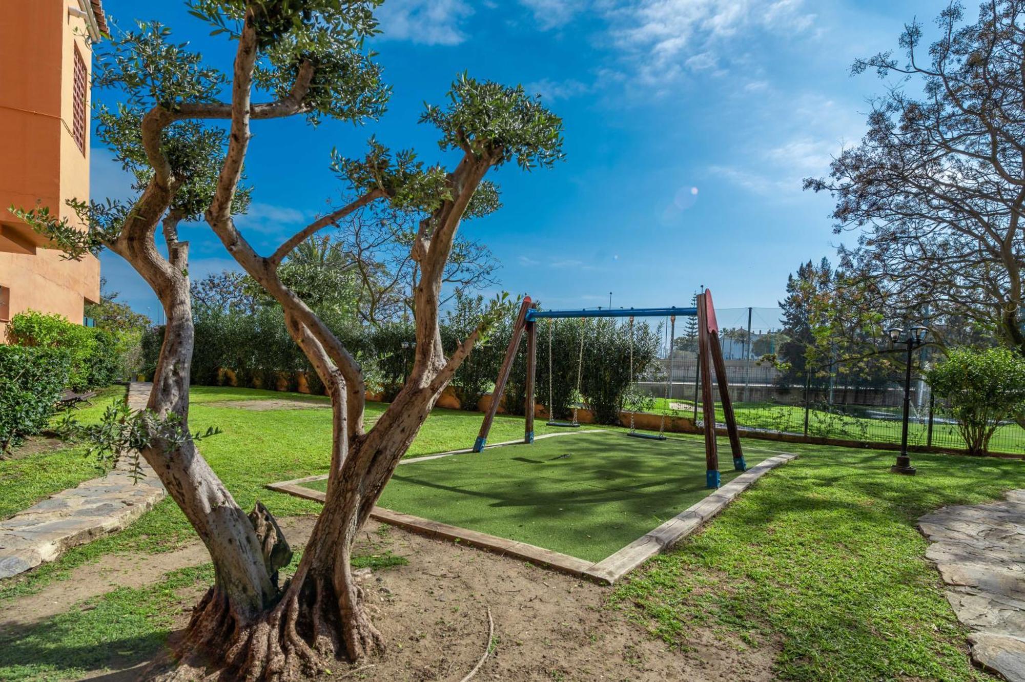 Fantastico Atico Duplex En Primera Linea De Golf Marbella