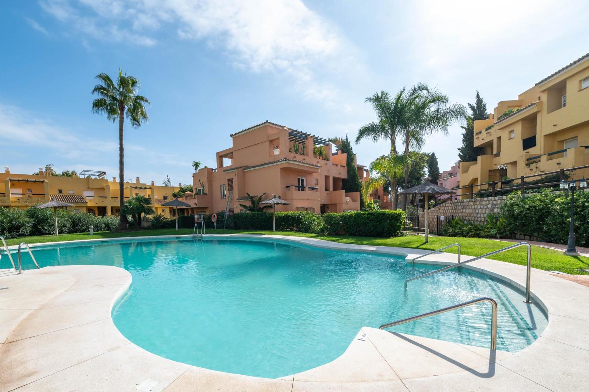 Fantastico Atico Duplex En Primera Linea De Golf * Marbella